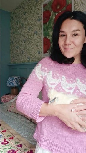 Knitting inspired by a little chicken