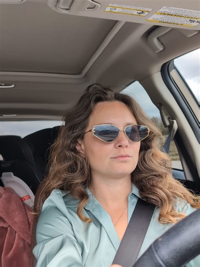 Behind every pre-approval letter is a lot more happening than most people realize 👀 I'm a firm believer in doing my due diligence up front to make sure it's smooth sailing later on. That means I take the time to: Review your credit report entirely Calculate income carefully Verify your money for closing & where it's coming from Anticipate potential underwriting questions early Talk through budget & payment comfort (not just your max approval) Create a custom loan presentation Run numbers on hom