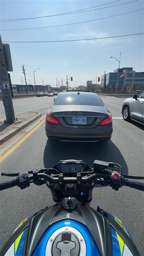 CLS 550 and motorbike