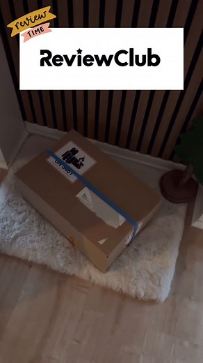 Unboxing-Time! Ich darf die neue GoPro Max 2 (360°) über den @reviewclub_global testen 😊 Ich bin schon mega gespannt, was die Cam alles draufhat! Die ersten Eindrücke sind vielversprechend… Testergebnisse folgen bald 👍🏼 #GoPro #GoProMax2 #GoPro360 #Reviewclub #Unboxing #TechReview #GadgetLove #CameraGear #ActionCam #360Camera #CreatorsOfInstagram #InstaTech #TechLife #TechCommunity #GearReview #ContentCreator #NewGear #HandsOn #FirstLook #InstaUnboxing #TechVibes #TechInspiration #Fotografie 