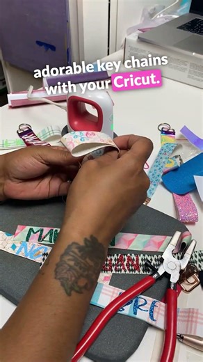 DIY Keyfob Keychains with Cricut