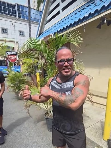 #travel #smoke #Motorcycle #redrummc #honolulu