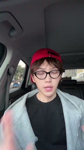 逗映（FUNSNAP）新款投屏自拍杆实时显示手机后置拍照神器360度旋转手持防抖伸缩杆旅游便携式自拍屏高清摄影支架