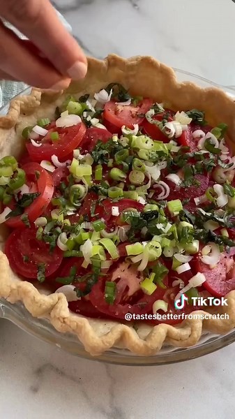 Delicious Southern Tomato Pie Summer Recipe