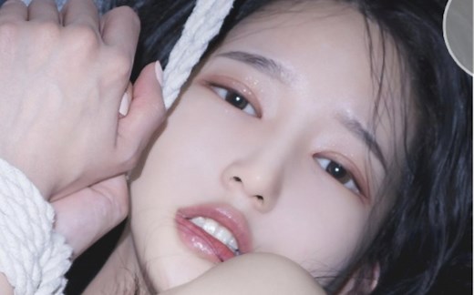 一口气看完Pure Media Yeha八套写真合集 - 视频下载 Video Downloader
