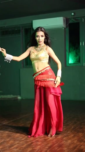 I wanna dumtek dance 💖💃 #simran #dance #bellydance