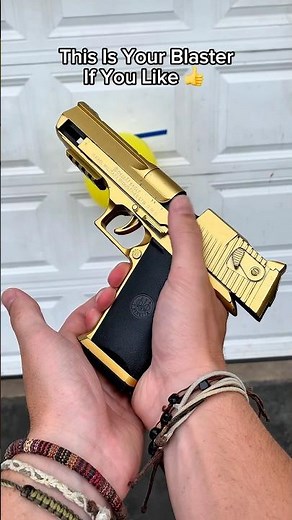 Which blaster are you picking? 👀😩