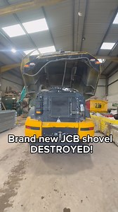 So this happened to the NEW JCB shovel…🤣 here’s how we’re going to fix it. #fixing #repair #newmachine #wrecked #destroyed #skiphire #scrapmetal #jcb #telehandler | Hav-A-Skip 1066