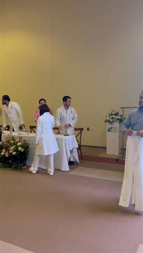 Elizabeth Alvarez on Reels