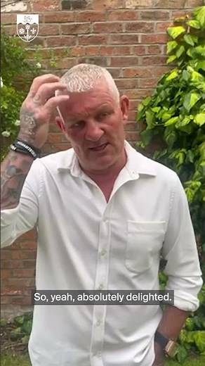 University of Hull awards Dean Windass with Honorary Degree