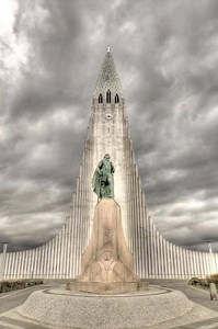 Statue of Leif Eriksson at Hallgrimskirkja, Reykjavik, Iceland. | Norse Mythology