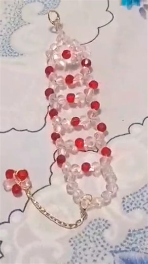 easy bead stringing hack, diy bracelet tutorial, beaded bracelet diy #diy #bracelet #shorts #fypシ