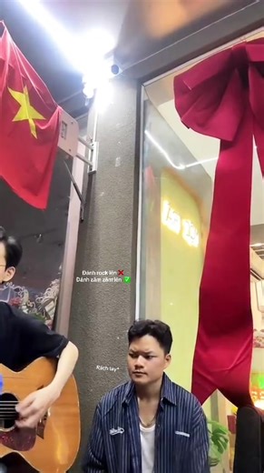 Cái ngôn ngữ gì vậy nèeee Follow band để cập nhật lịch diễn/live/giao lưu ạ #ngợpband #tuổitrẻ #xuhuong #nhiệthuyếtthiếuniên #musician #healing #fyp #band #vibewithme #drums #guitar #rock #funny #livehighlights #tiktoklive #Meme #vietnam #drummer #cajon #thãnhxuancuatoi