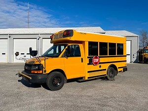 #9960 | 2010 Chevrolet Collins Mini School Bus
