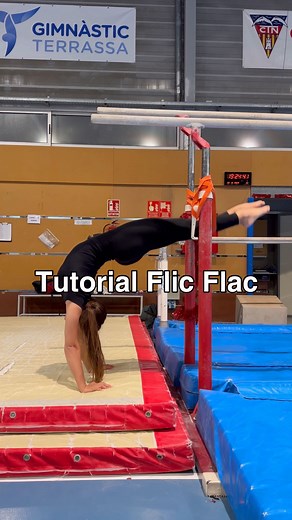 LAURA GAMELL on Instagram: "Tutorial para Hacer Flic Flac‼️ Aqui tienes algunas progresiones que puedes trabajar para conseguir hacer el Flic Flac o mejorarlo⚡️ comenta que otro elemento te gustaría aprender樂 #flicflac #flic #backhandsprings #learnbackhandspring #flicflactutorial #tutorial #tips #acrobatics #gimnasia #gymnastics #gym"
