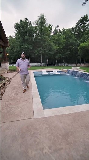Classic Swimming Pool with Tanning Ledge & Water Features