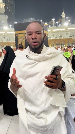 Doua de Protection et Prière devant la Kaaba
