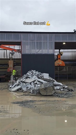 Irish Limestone slabs cut down for wall copping, pillar caps & stone cladding 🔥 👉 Nothing outsourced. Nothing off-site. We cut EVERYTHING on site in our own yard. From raw slab ➝ finished stone Built to last. Built properly. #fyp #Stonemason #stonemasonary #naturalstone #Stonework