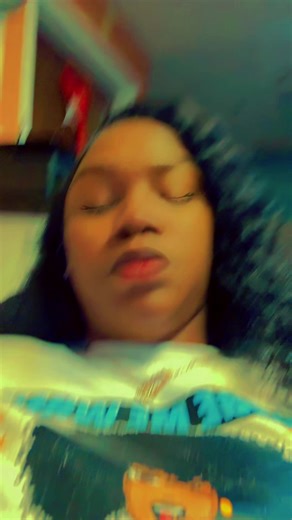 Christina Petrie (@christinapetrie1)’s videos with original sound - 90sVibes