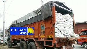 Enforcement Officers today seized a truck of unregistered fertilizer during an inspection at kulgam main Market.In its continuous drive against sale and distribution of spurious/ illegal/ unauthorized pesticides by dealers, a team of Law Enforcement Agency under the supervision of Jeelani Zargar, fertilizer inspector and Law Enforcement Inspector, Kulgam Mohd Farooq Itoo inspected various Godowns in Kulgam district and booked pesticide dealer for violating norms. Official told that after receivi