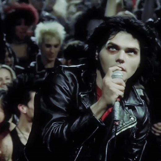 Desolation Row: Gerard Way and My Chemical Romance