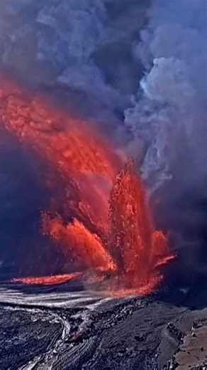 Kilauea volcano eruption knocks out camera