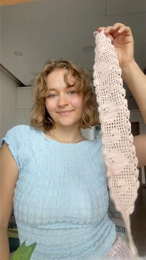 Valentine day is coming🫣#crochet #crochetpattern #headband #knittig #ootd