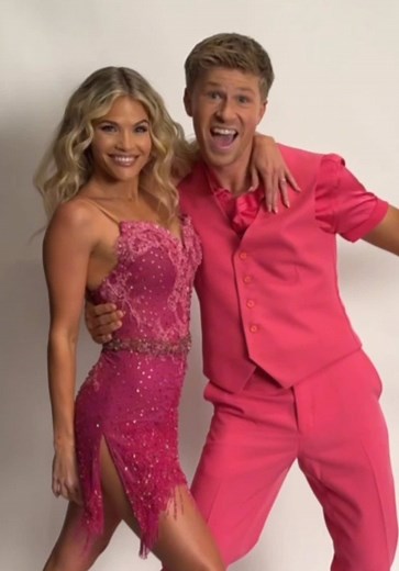 Exciting Jive Performance by Robert & Witney on DWTS
