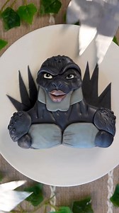 Mogzilla🤫🧏‍♂️ #godzilla #mewing #meme #cake #cakeart #baking #funny #viral | Baking Thursdays