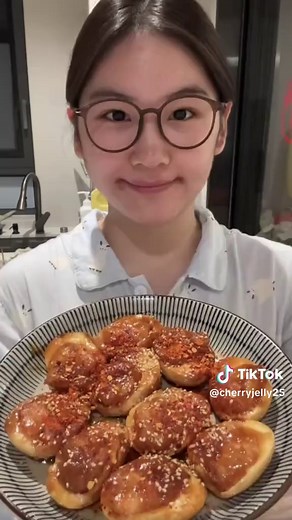 Engaging Mukbang Audio Stories for Relaxation