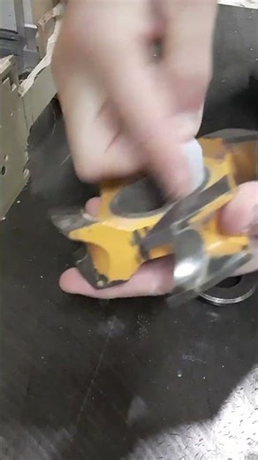 Take care of the spindle moulder cutters.👈 #woodworking #tips #tricks #tools