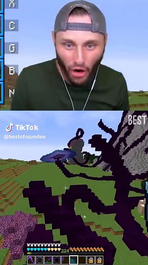 SSundee Roasts Himself In Minecraft