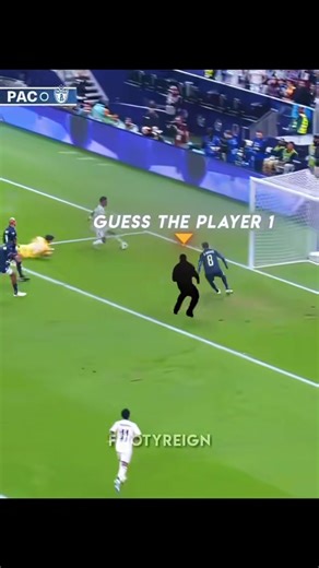 Guess the Player: Football Trivia Challenge