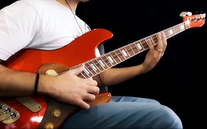 【贝斯】SLAP BASS LESSON --- A fine old school funk bass line