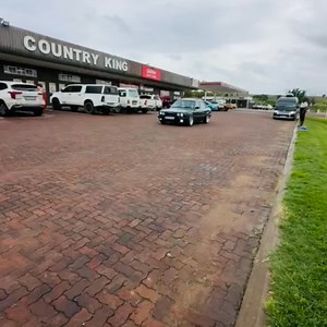 Good morning from Problems Child 💪🫂 Happy gush Friday | Mzansi Spin Nation