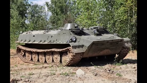 Leopard 2 Destroys Russian T-72s In an Intense Tank Battle!