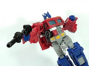 Transformers War for Cybertron SIEGE Optimus Prime Chefatron Toy Review