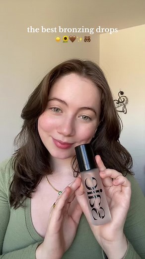 these are my new favorite bronzing drops 🤎✨🐻☀️ Super Glowy Gel in Sunglow from @Saie #sunglow #saiebeauty #saieglowysuperskin #bronzingdrops #saiesunglow #drunkelephantbronzedrops #drunkelephantdupe #dupes #bronzingdropdupes #glowyskin #cleangirlmakeup