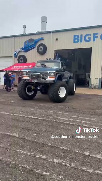 Bigfoot Monster Truck Debut After Two Months of Work