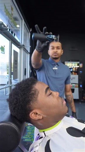 Line up Prep 💈🔥🔥 Follow @hyb.ig for more barber tutorials 💈 . . . . . . . ##barber #barberlove #fyp #barbering #barbershopconnect #reels #trendingreels #viralreels #whalsenior #texasbarber #louisianabarber #mississippibarber #picayunebarber #fadehaircut #explorepage #360waves #360process #dopecuts #neworleansbarber #nolabarber #neworleanssaints #neworleanspelicans #slidelllouisiana #slidellbarber #edenisle #oakharbor | hyb.ig