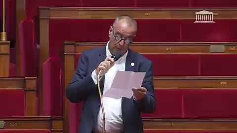 👍Amendement adopté à l’unanimité : les proches des victimes seront informés des autopsies et prélèvements d’organes dans un délai contraignant, avant le permis d’inhumer.Fini le flou des « meilleurs délais ». Une victoire pour les familles que j’associe à ce résultat. #DirectAN