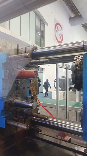 17K views · 138 reactions | BCLS Inyección Plastic Solutions Capacitación on Reels | Facebook