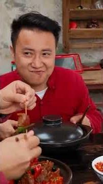 Did I see that right Da Zhuang is actually helping Bai Mao #food