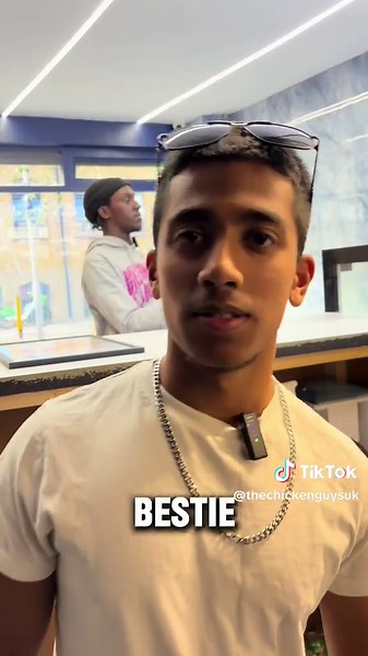 Who wouldn’t love the burger box meal🤷‍♀️ #CapCut #fyp #reels #eastlondon #foodspots #food #restaurant