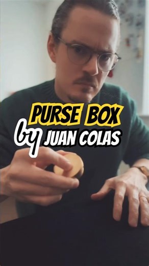 Purse Box by Juan Colas (performance)