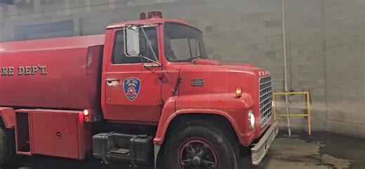 Buffalo Fire Department's fuel truck responding to the 4th Alarm at the old Saint Ann's School fire at 501 Emslie Street early Friday morning January 16, 2026 ⛽️ 🚒 🔥 | Buffalo Fire Department-Helmets & Hose Wagons