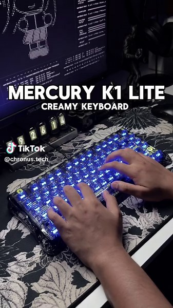 Level up your setup with the GravaStar Mercury K1 Lite 🔥 Futuristic design, pre-lubed linear switches, hot-swappable, and fully RGB backlit — built for gamers who want performance and style. 💻⚡️ Ready to press GAME START? 🎮💥 #fyp #keyboard #gravastar #gaming #gamingkeyboard #rgbsetup #asmr