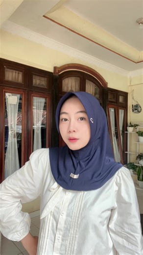 Elegant Navy Hijab Styles for Everyday Outfits