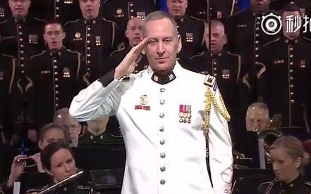 美国陆军军乐团“潘兴军乐团”演奏美国五大武装力量军歌