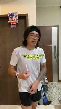 "When you're running, where do you put your wallet and cellphone?" Well, watch this to find out t...